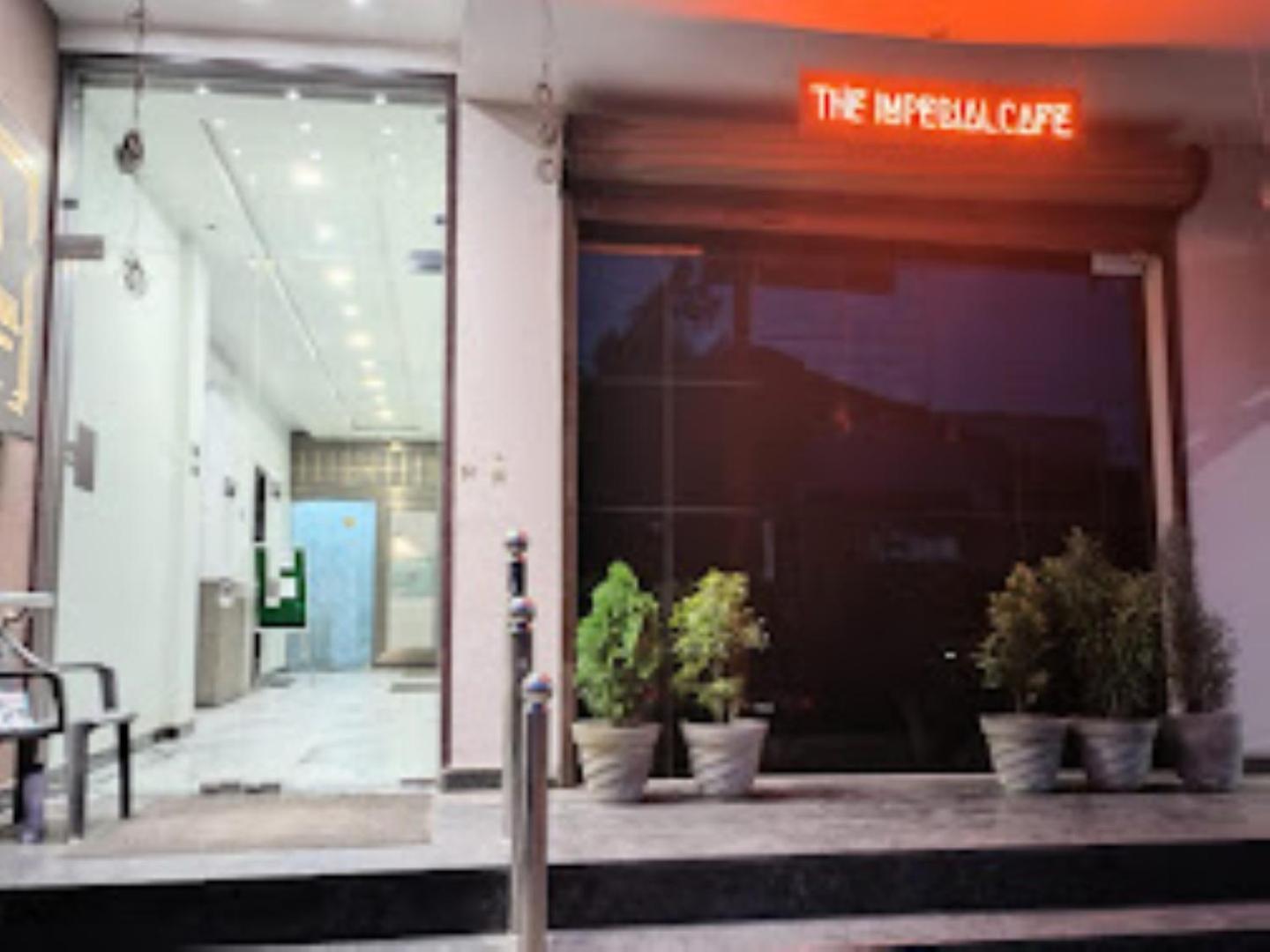 The Imperial Hotel And Convention Centre Kānpur Exterior foto